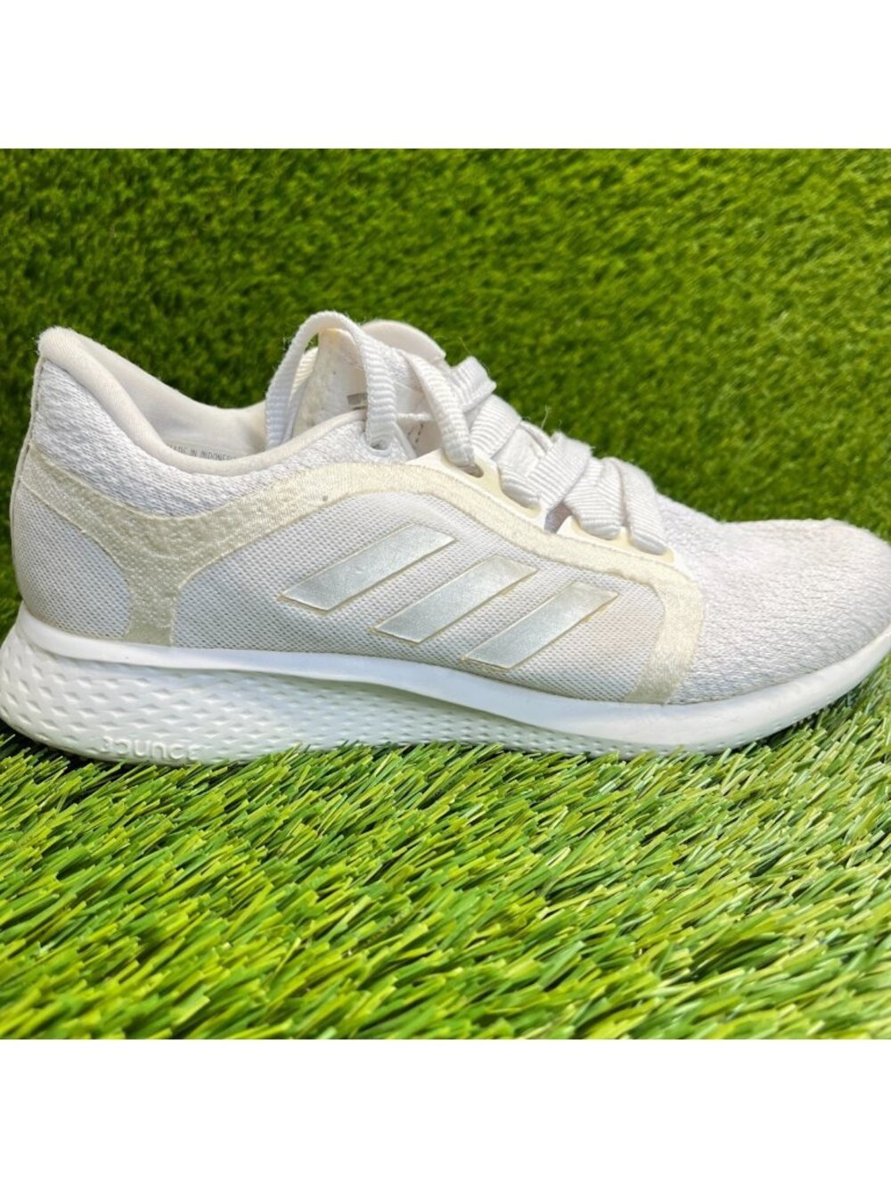Adidas Edge Lux 4 Womens Size 7.5 White Athletic Running Walking Shoes Sneakers